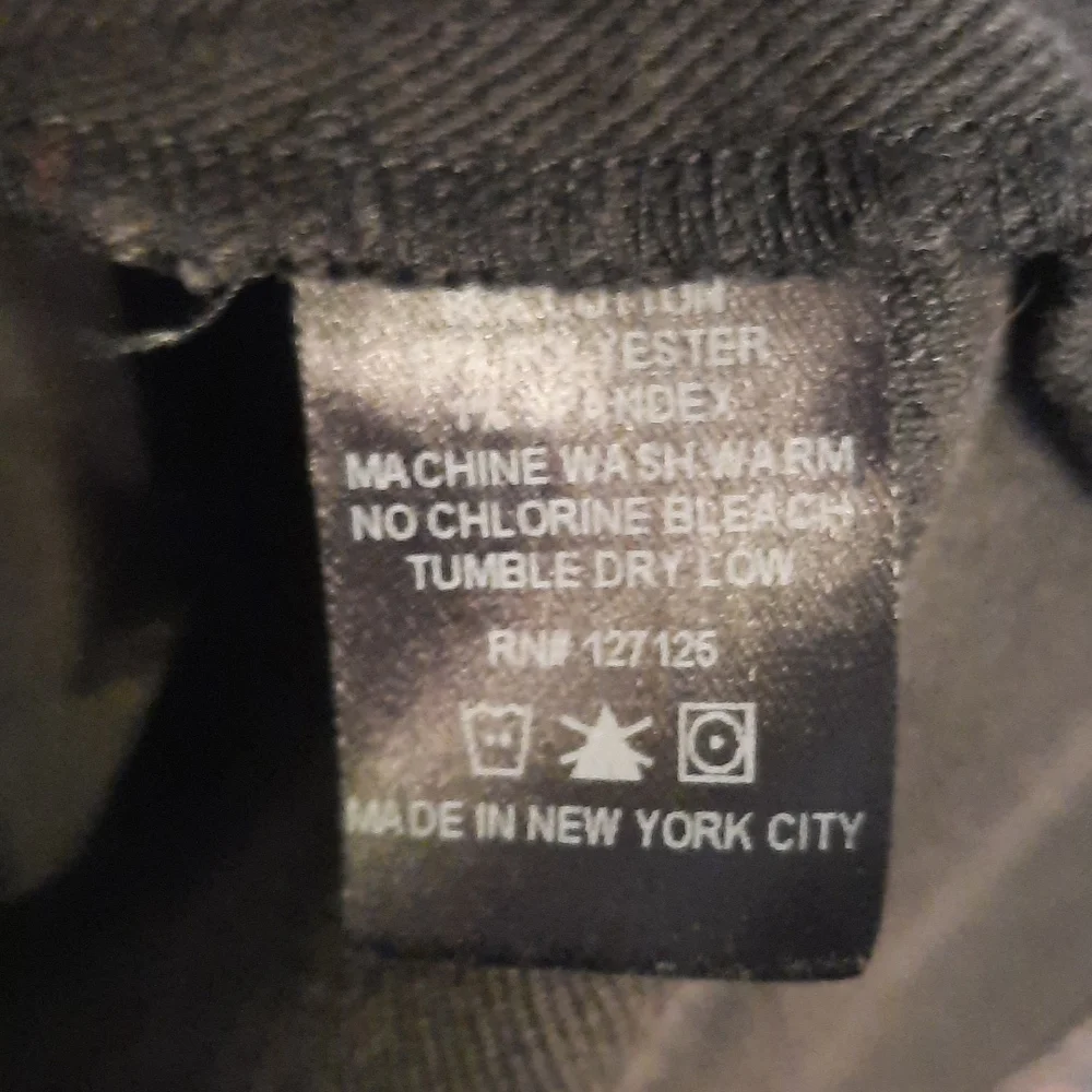 Loup spring weight jacket size Large in black. - Picture 5 of 6